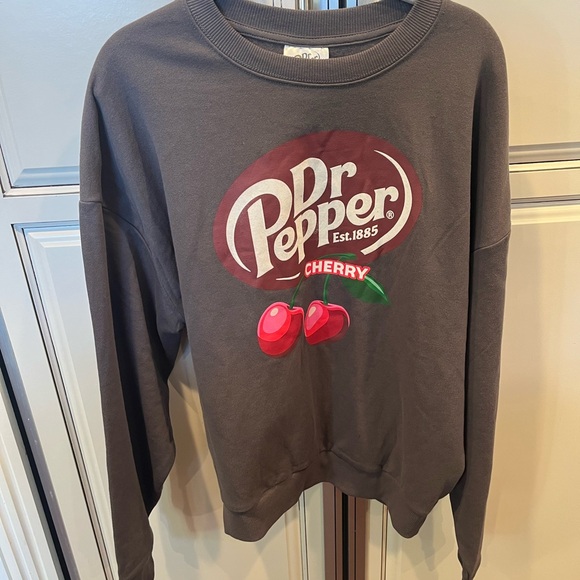 Dr Pepper Cherry Graphic Women's Pullover Sweater Sweatshirt - Picture 1 of 3